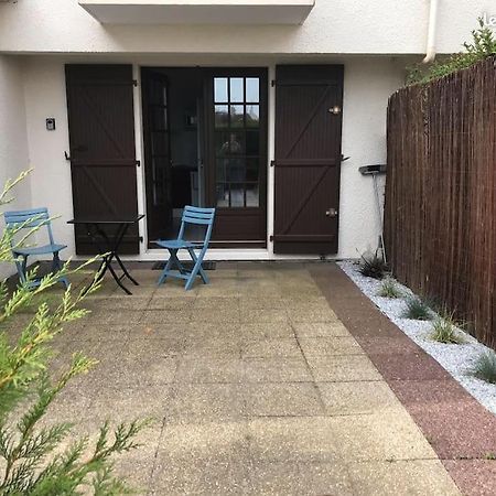 Studio De Plain-Pied Avec Terrasse Tout Proche Mer Courseulles-sur-Mer Eksteriør billede